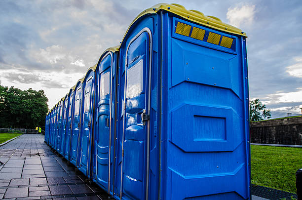 Best Portable toilet rental cost  in Lenox, IA